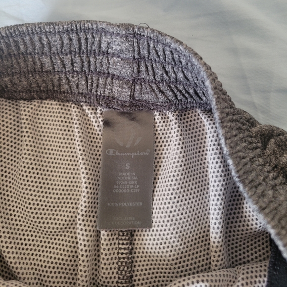 🟣Champion lounge shorts - Picture 3 of 4